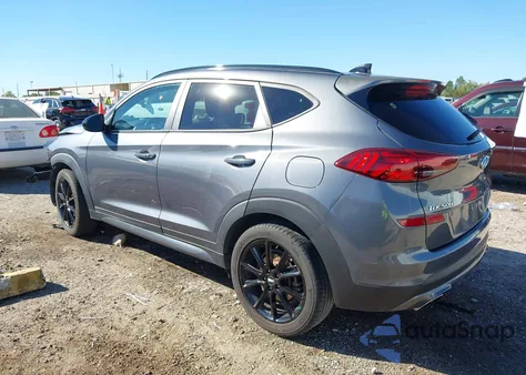 2019 Hyundai Tucson Night z USA, uszkodzony, nr VIN KM8J33AL9KU981555